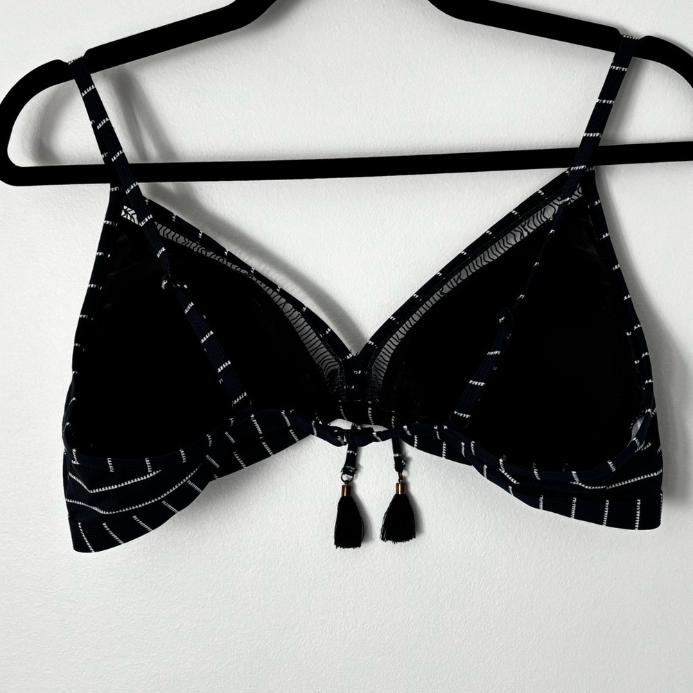 Beach Couture size Large swim suit - Picture 4 of 10